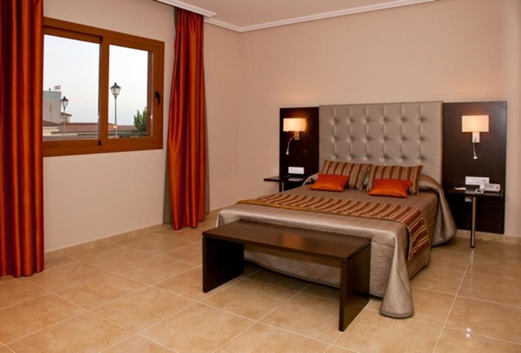 Hotel Rural Quinto Cecilio Medellín Δωμάτιο φωτογραφία
