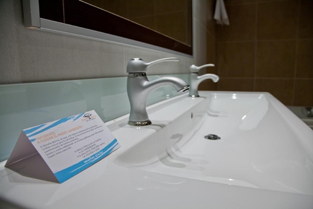 Hotel Rural Quinto Cecilio Medellín Δωμάτιο φωτογραφία